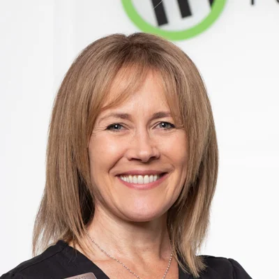 A headshot photo of Tracy Warren, the lead medical assistant at Fox Integrated Healthcare
